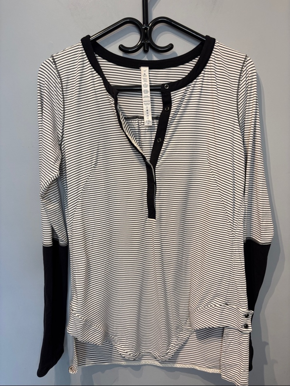 Lululemon Urbanite Henley Long Sleeve In Hyper Stripe Angel Wing / Black - Picture 5 of 10